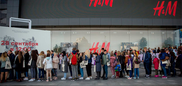 Как открывался первый H&M в Минске. Краткая хронология событий