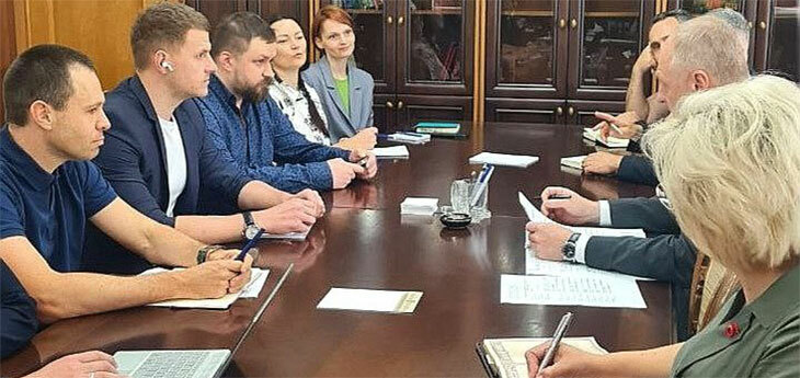 Руководителей крупнейших маркетплейсов «вызвали на ковер» к главе МАРТ