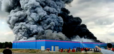Пожар на складе Ozon удалось потушить к утру четверга