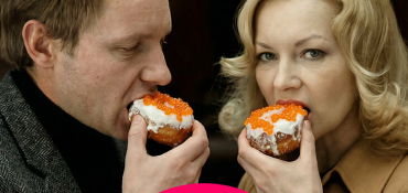 Сеть пончиковых PON-PUSHKA представила к Новому году тематические боксы пончиков