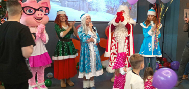 Сеть магазинов «Соседи» организовала «Ёлку желаний» для детей с особенностями развития