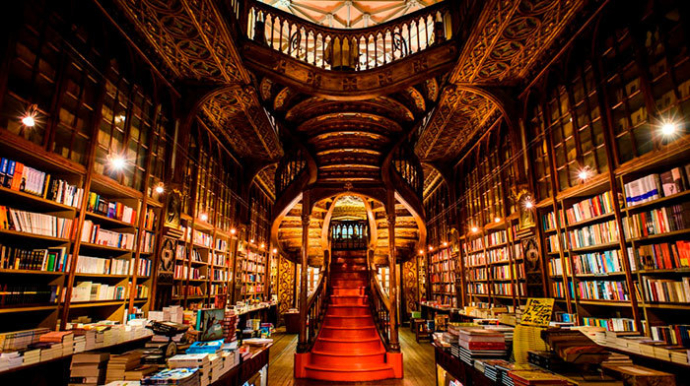  самый красивый магазин в мире Livraria Lello & Irmao Порту
