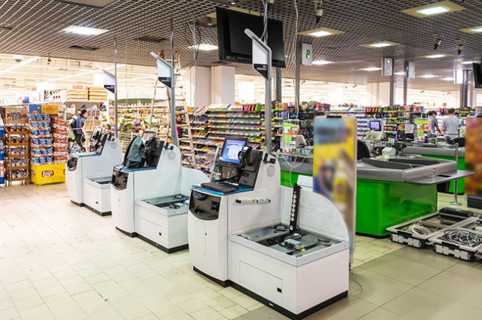  «Корона» установила кассы самообслуживания в супермаркете ТЦ «Замок»