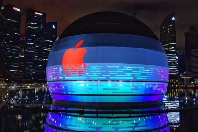  Apple откроет в Сингапуре первый магазин-шар на воде