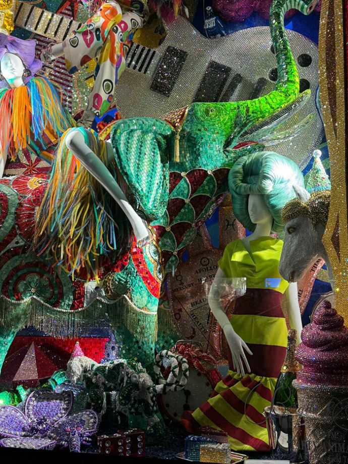 Праздничные витрины NYC 2025–2026: уроки для ритейла перед новым сезоном