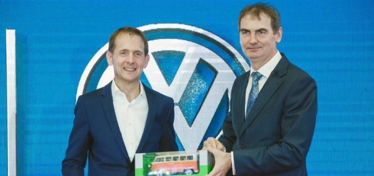 VW отпраздновал 25-летие присутствия в Беларуси открытием нового автоцентра и пообещал удержать долю рынка