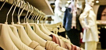 Торговые сети обяжут расширить представленность товаров легкой промышленности в магазинах