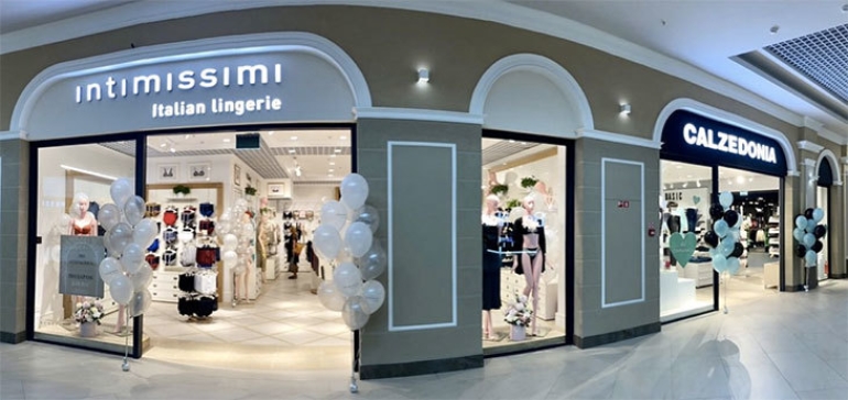 В Triniti открылись магазины итальянских брендов Intimissimi и Calzedonia