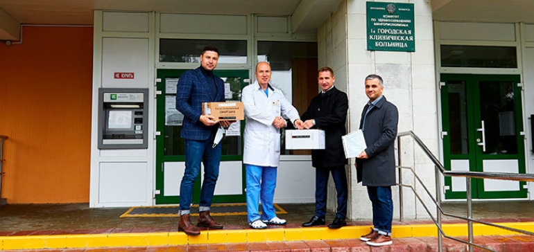 ТРЦ Galleria Minsk передал врачам минской больницы медицинское оборудование для больных COVID-19