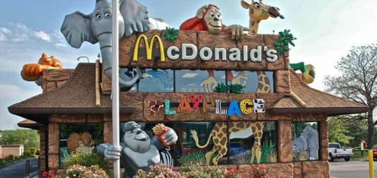 Как выглядит первый в мире тематический McDonald's